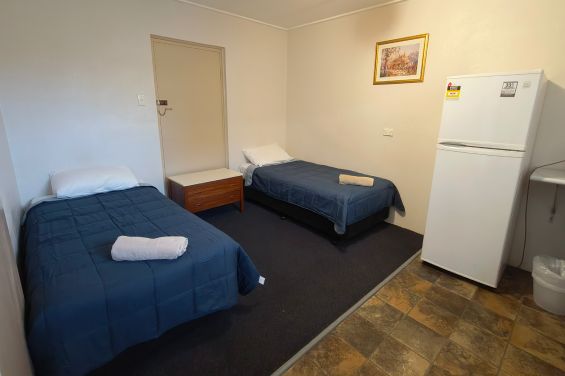 2-Bedroom Self-Contained Unit - single beds